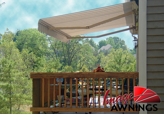 custom motorized & retractable awnings 13