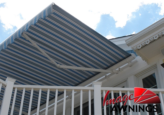 custom motorized & retractable awnings 2